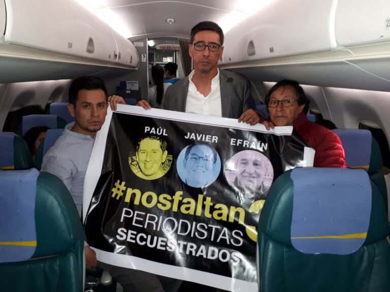 Colombia examina imágenes de supuestos cuerpos de periodistas ecuatorianos