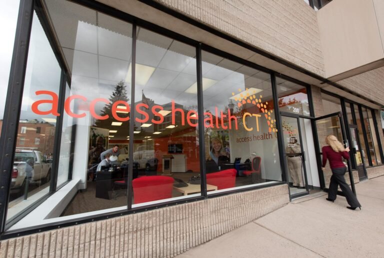 Access Health CT extiende período de inscripción para personas sin seguro