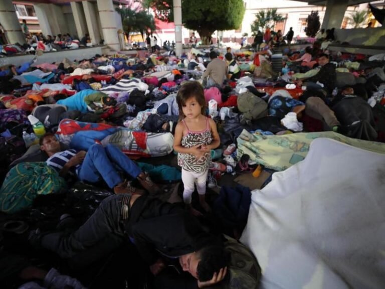 Aumentan las detenciones de familias de migrantes en la frontera entre EEUU y México