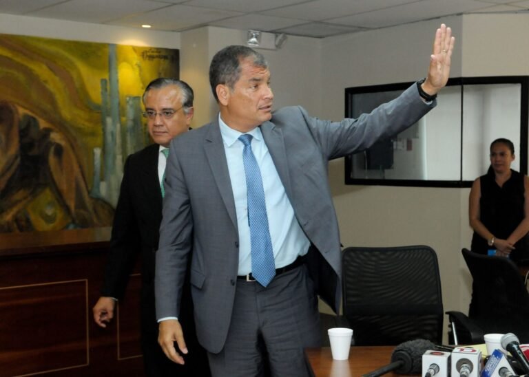 Un ex alto funcionario de Correa es trasladado a prisión por el caso “Sobornos”