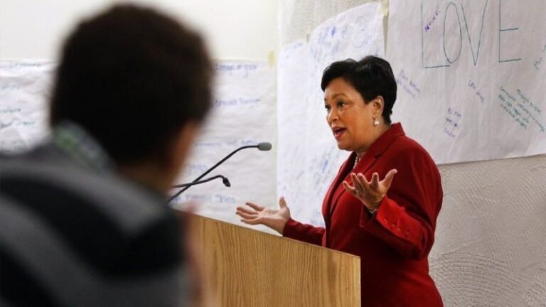 Alcaldesa reanuda campaña para la reelección