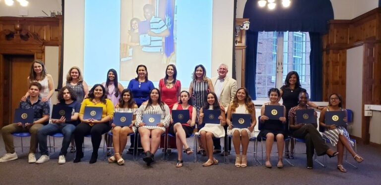 Becas disponibles para estudiantes indocumentados