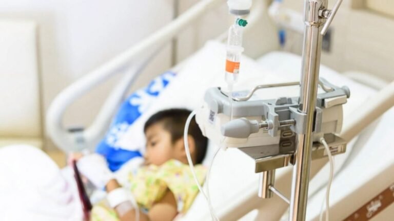 Buscan evitar propagación de rara enfermedad que causa parálisis