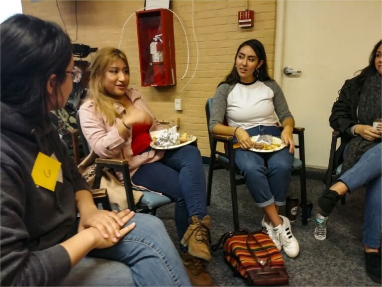 Buscan igualdad de acceso a la educación superior para los jóvenes inmigrantes