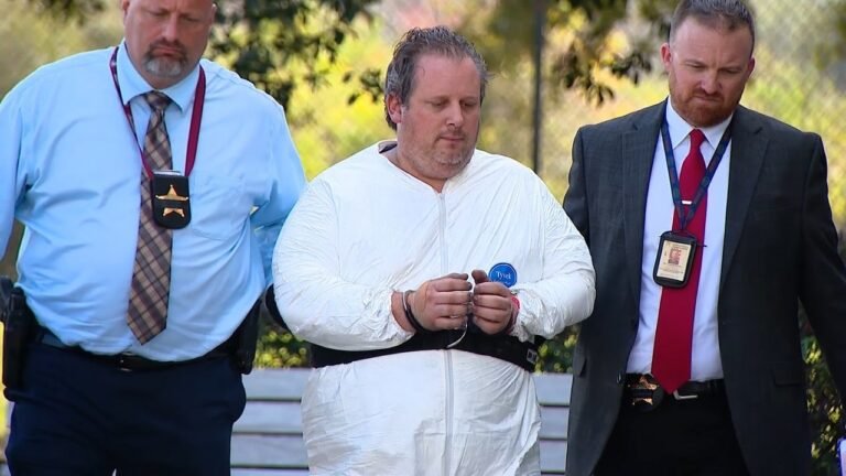 Buscan pena de muerte para acusado de matar a su familia