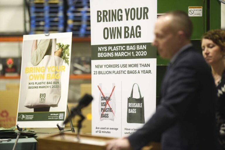 Campaña de divulgación y educación sobre prohibición de bolsas de plástico