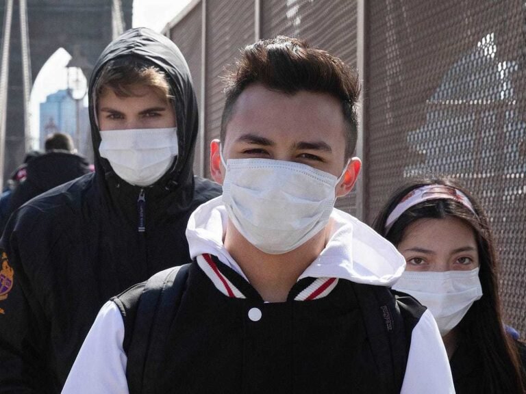 Será obligatorio usar mascarillas en NY y CT