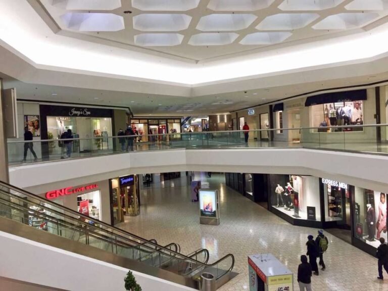 Centro comercial reabrirá el 20 de mayo