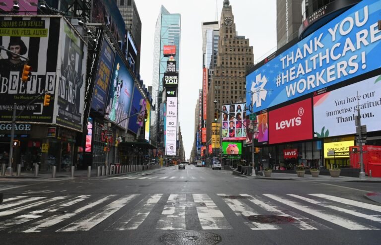 Ciudad de Nueva York es la única parte del Estado sin reabrir