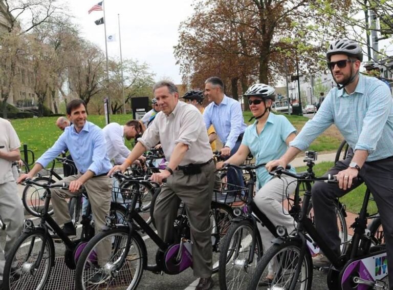Ciudad lanza programa de bicicletas compartidas