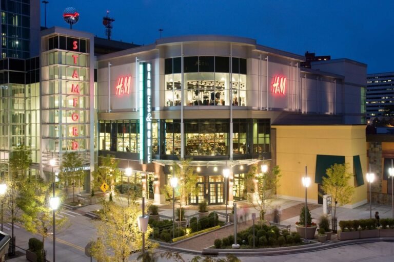 Ciudad trabaja con dueños de mall para proceso de venta