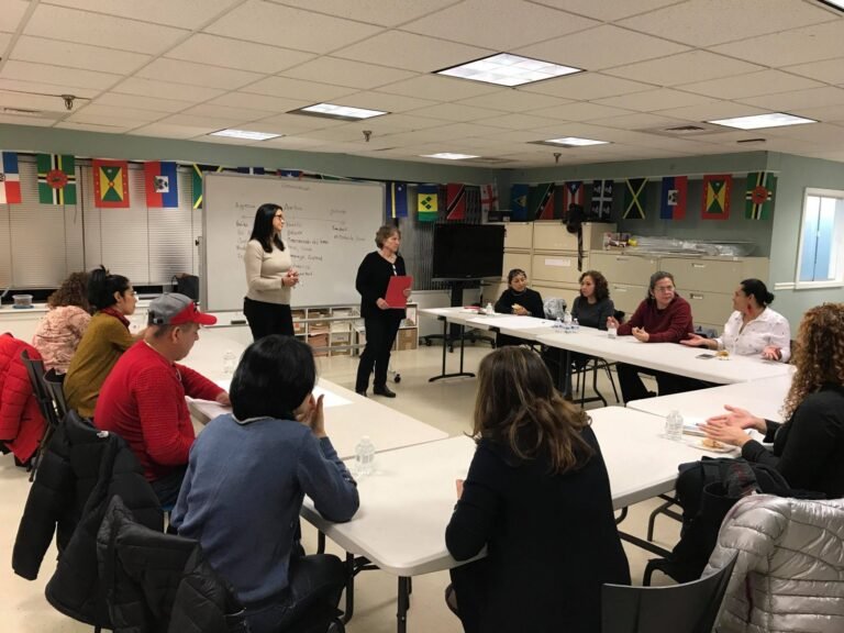 Cómo los hispanos pueden lograr una comunicación más efectiva