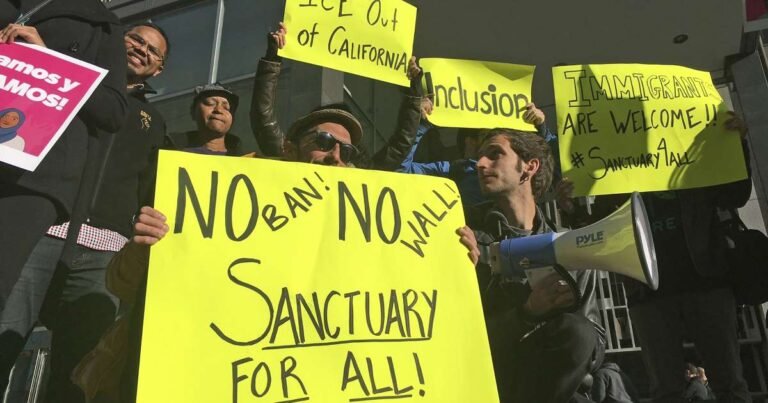 Demócratas piden ver documentos para trasladar a inmigrantes a ciudades santuario