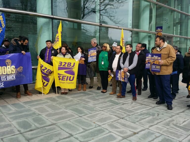 Dirigentes de NY y CT se unen para negociar contrato para 3 mil conserjes