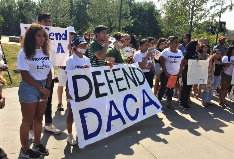 Dreamers lamentan cancelación de TPS para los salvadoreños