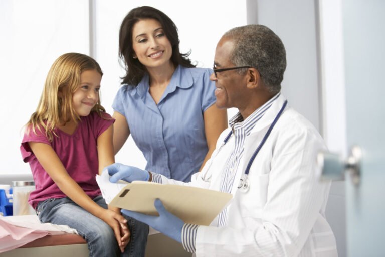 Extienden período especial de inscripción para personas sin seguro médico