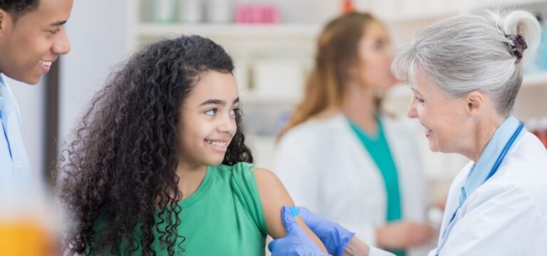 Firman orden ejecutiva para  combatir la epidemia de gripe