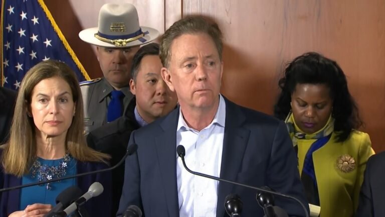 Gobernador insta quedarse en casa y mantenerse seguros para frenar la propagación