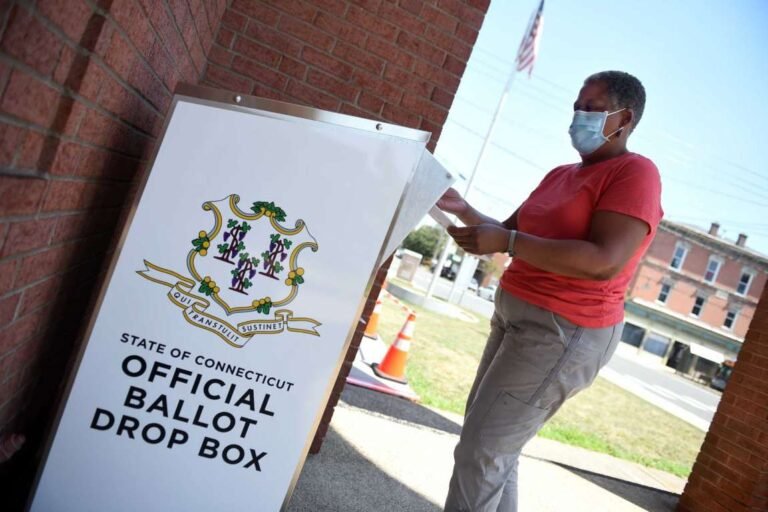 Instan a votantes a entregar personalmente boletas electorales y no enviarlas por correo