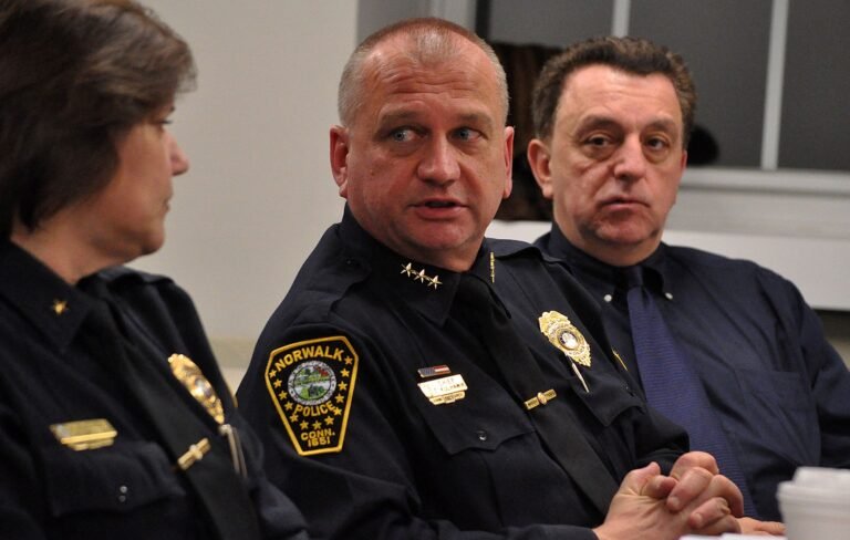 Jefe de policía pide a Trump más acción para detener disturbios