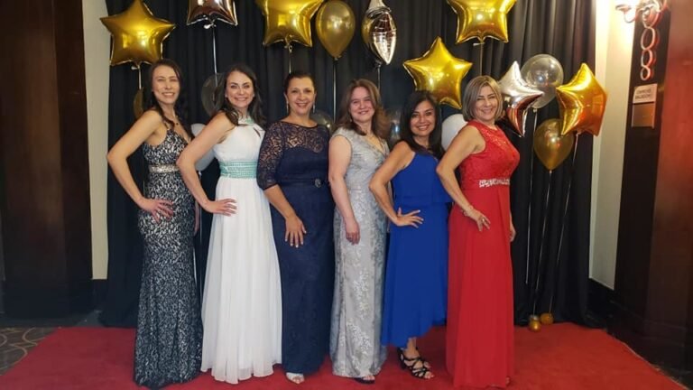 Jóvenes indocumentados aún pueden solicitar becas