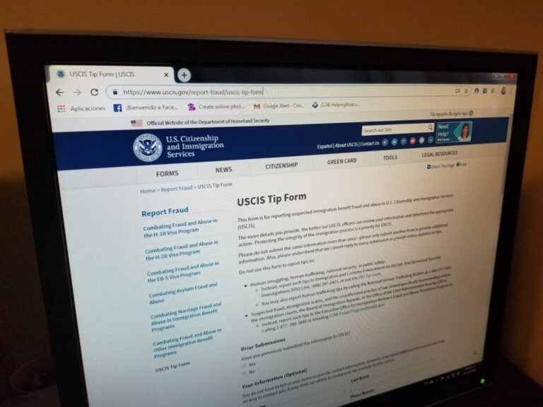Lanzan nuevo formulario en línea para denunciar fraude contra inmigrantes