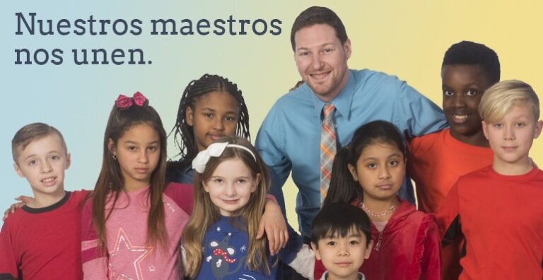 Maestros de escuelas públicas mandan fuerte mensaje de unidad en la diversidad