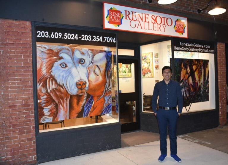 René Soto Gallery: Un espacio abierto donde los artistas pueden compartir sus obras