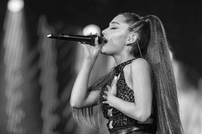 Ariana Grande planea una boda de “cuento de hadas” con Dalton Gómez