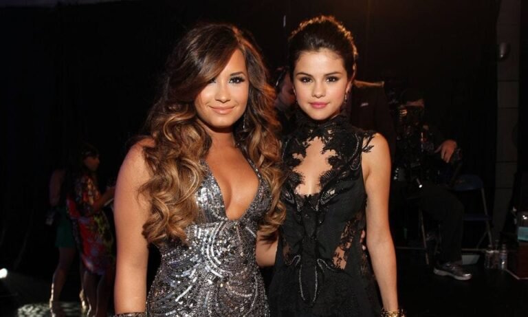 Selena Gomez está “muy molesta y angustiada” por situación de Demi Lovato
