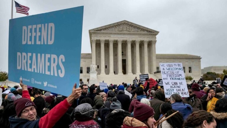 Corte Suprema aprueba continuidad de DACA