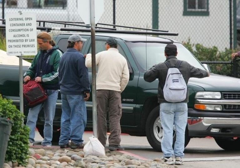 Jornaleros afectados por escasez de trabajo debido al coronavirus