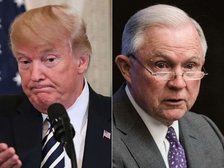Fiscal general de EEUU, Jeff Sessions, renuncia al cargo a petición de Donald Trump
