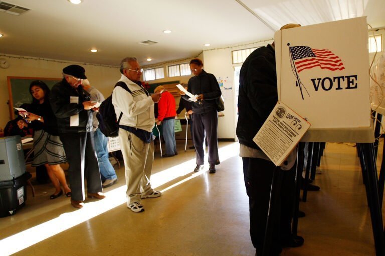 Latinos pueden determinar futuro electoral en EEUU
