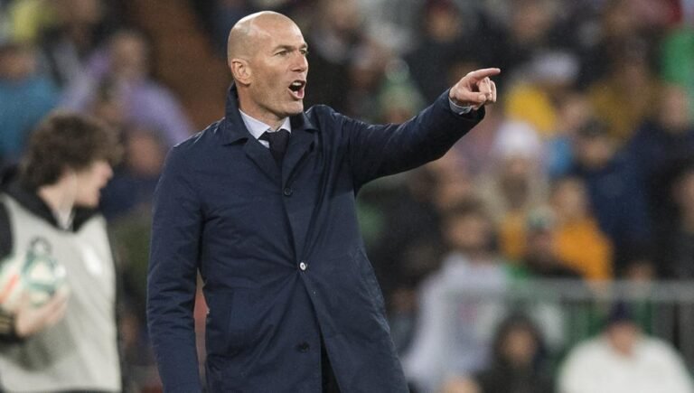 Zidane dirigirá ante el Eibar su partido 200 al frente del Real Madrid