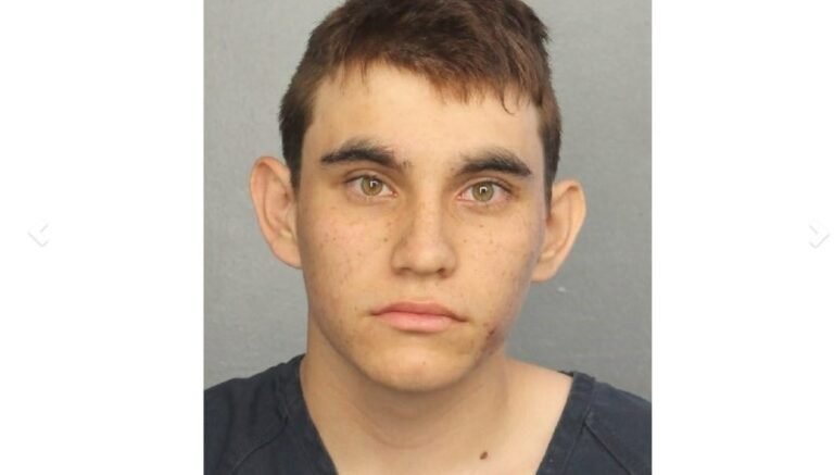 Nikolas Cruz, huérfano, amante de las armas y con problemas psiquiátricos