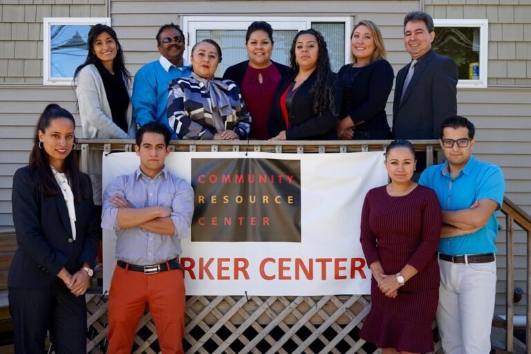 Community Resource Center, más de dos décadas sirviendo a las familias inmigrantes
