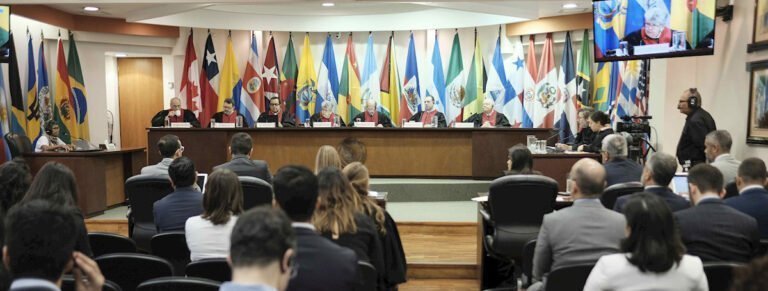 Los cigarrillos electrónicos aumentan el riesgo de contraer el coronavirus