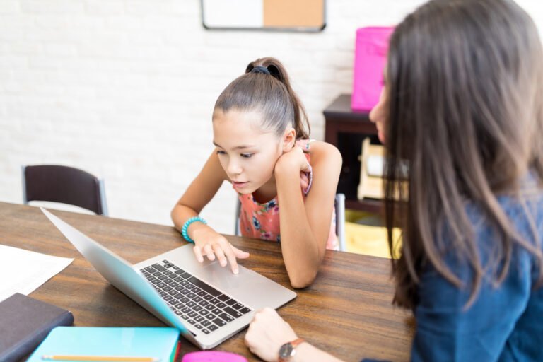 Escuelas de Stamford cambiarán a aprendizaje remoto en su totalidad
