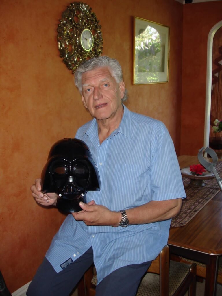 Murió de coronavirus el actor Dave Prowse, que dio vida a Darth Vader