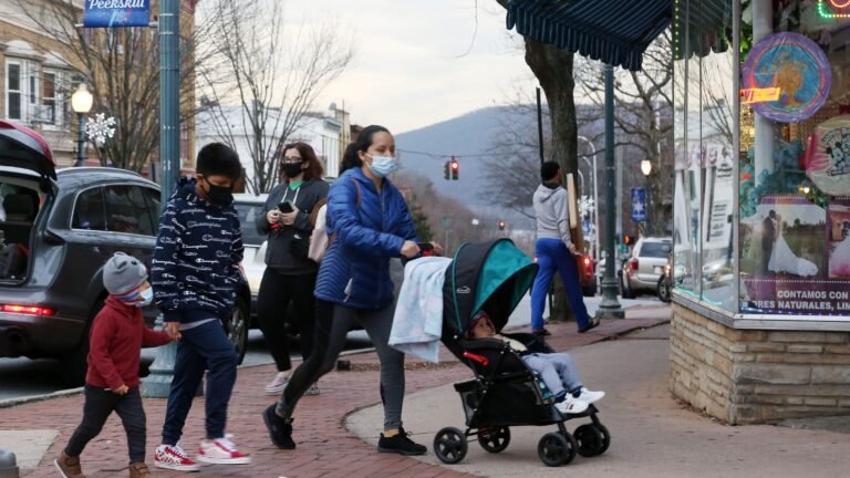 Gobernador levanta restricciones de COVID-19 en varias ciudades de Westchester