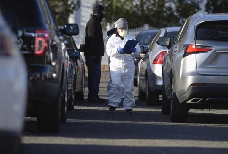 Reportan problemas para acceder a resultados de pruebas de COVID-19