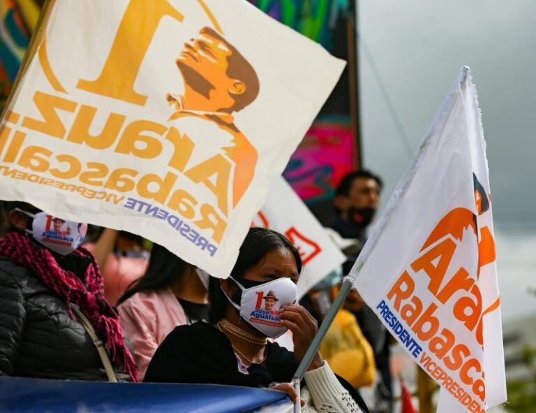 Llega a su fin en Ecuador una campaña electoral marcada por la pandemia