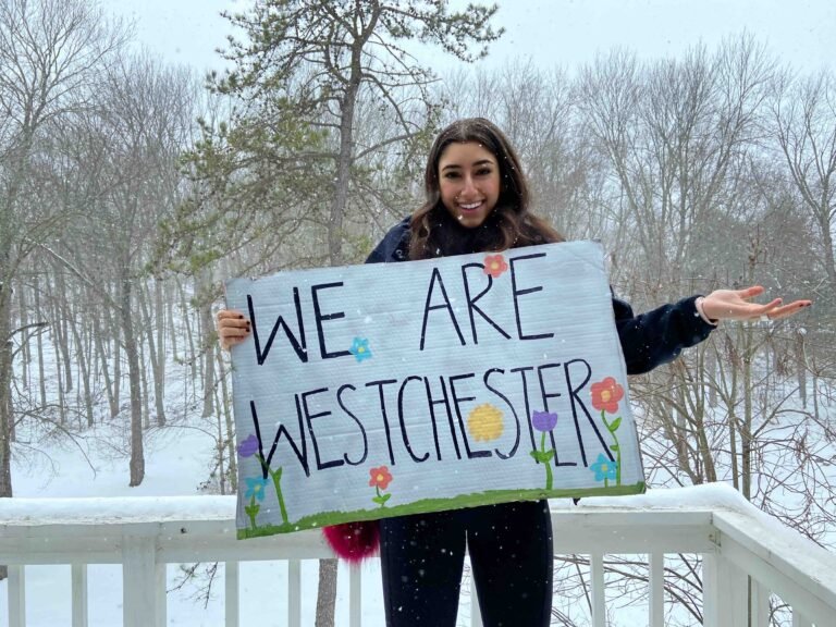 Estudiante crea comunidad virtual para unir a Westchester en torno al primer aniversario de la pandemia