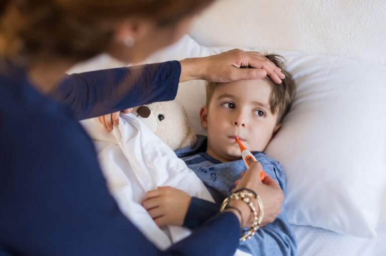 Aseguran médicos: Menos casos de influenza entre niños se atribuyen a protocolos de seguridad de COVID-19