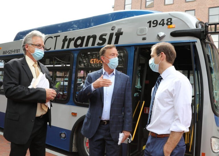 Servicio gratuito de autobús los fines de semana durante el verano