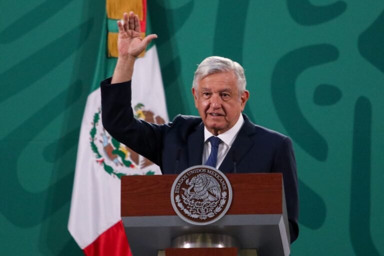 Autoridad electoral apercibe al presidente de México con amonestación pública