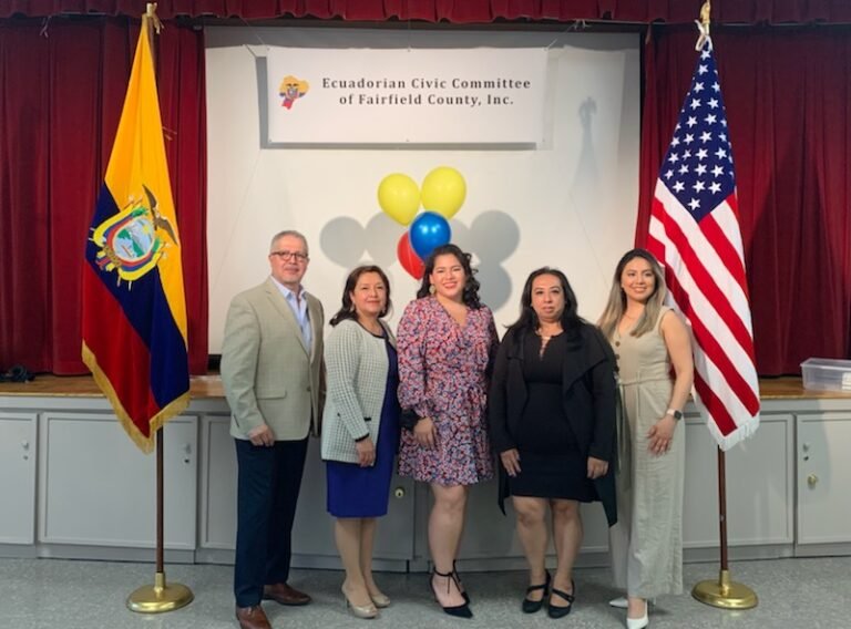 Juramentan nueva directiva del Ecuadorian Civic Committee of Fairfield County