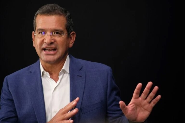 Gobernador de Puerto Rico pide al Congreso que la isla sea un estado más de EEUU
