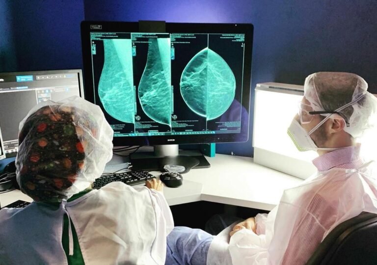 Vacuna contra COVID-19 puede dar lugar a falsos positivos en mamografías